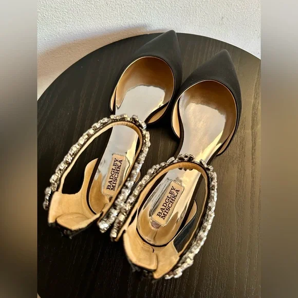 Badgley Mischka embellished pointed flats - Picture 6 of 8